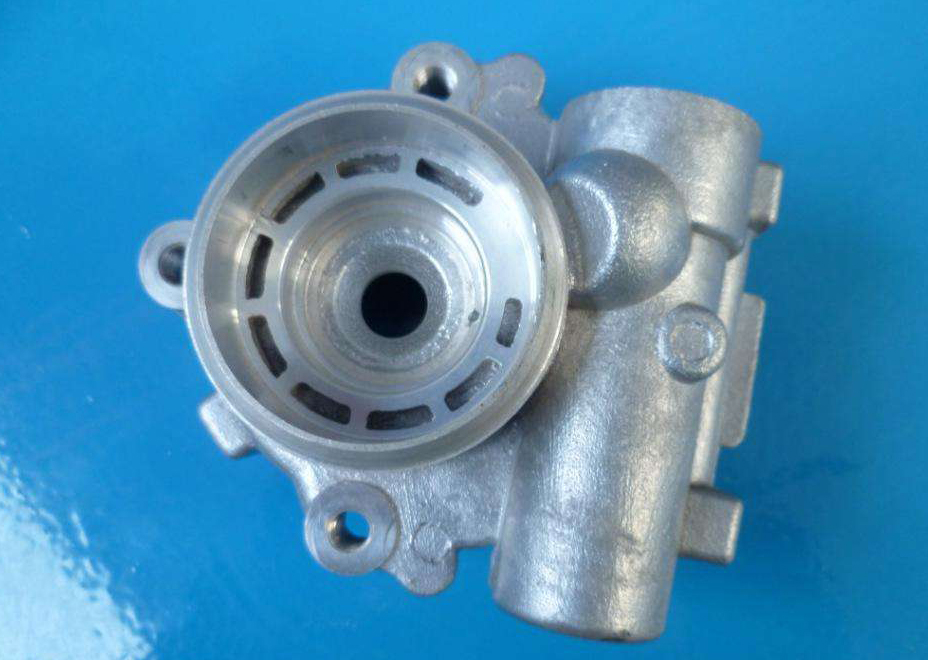 鋁壓鑄件表面氧化的原因有哪些？